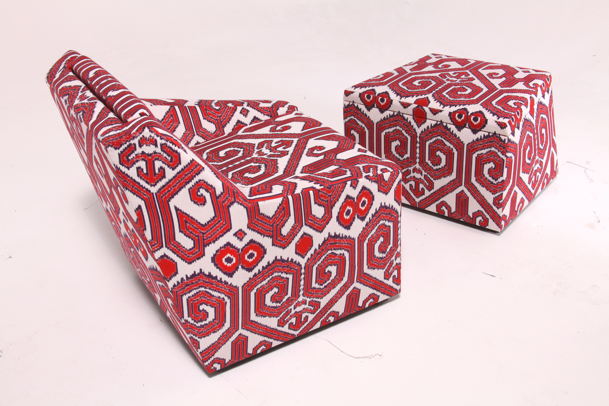 Fritz chair and ottoman 2-120-xxx